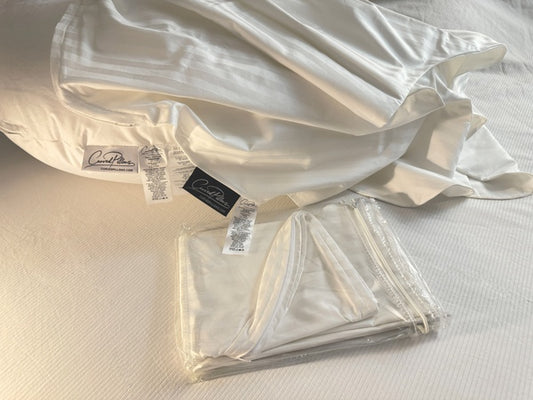 CURVED PILLOWCASE - Stripe - White